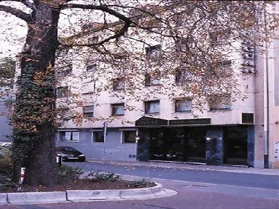 Hotel Arena Am Zoo 3*