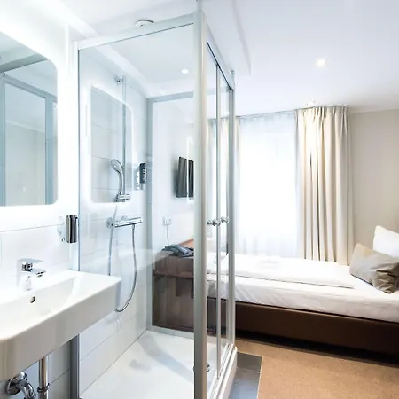 아레나 암 주 3* 프랑크푸르트