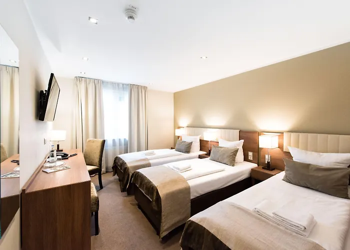 Hotel Arena Am Zoo 3*