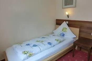 Arena Am Zoo Hotel 3*