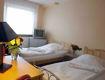 Arena Am Zoo Hotel 3*