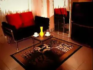 أرينا أم زوو فندق 3*