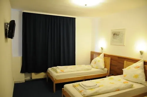 Hotel Arena Am Zoo 3*